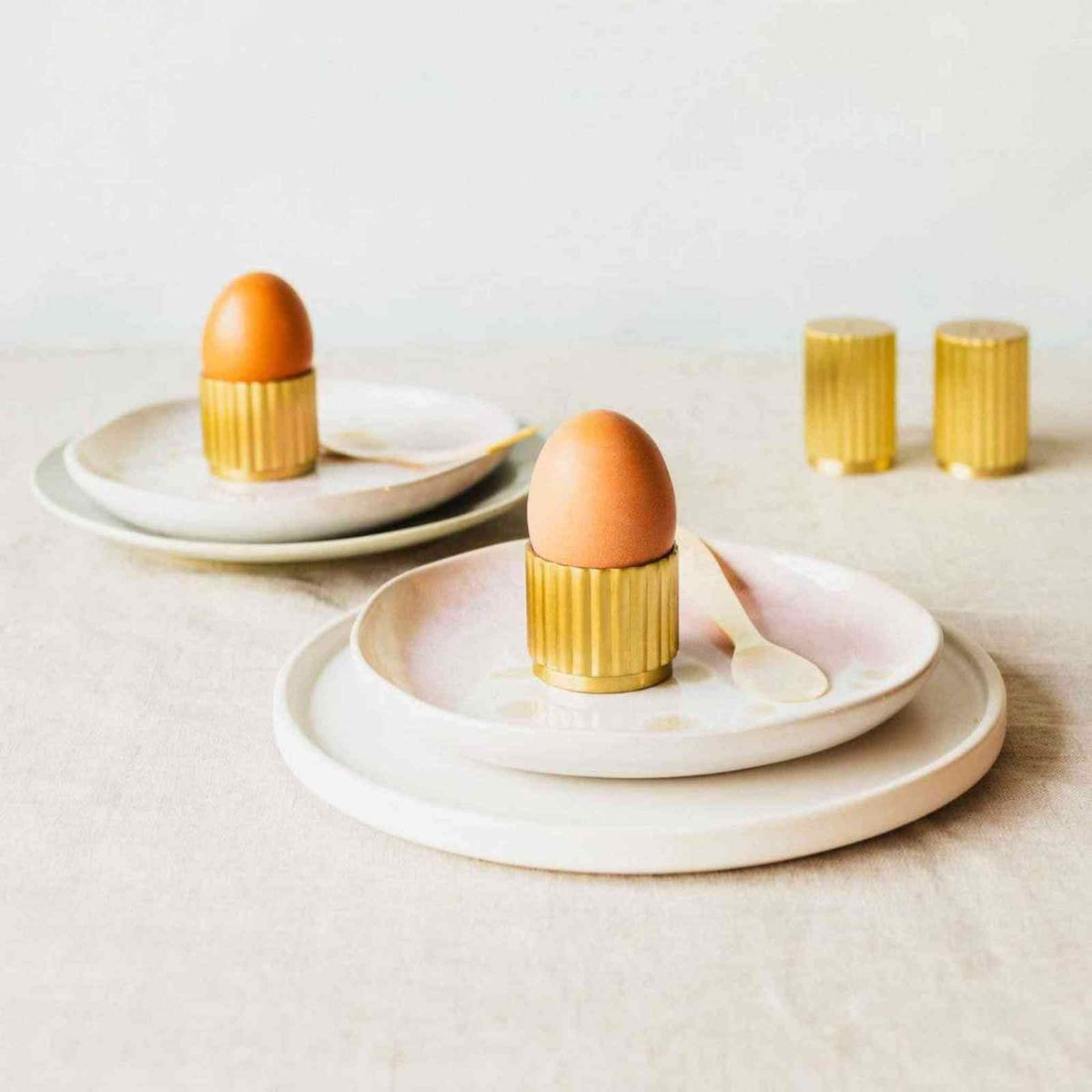 Egg cups brass | set of 2