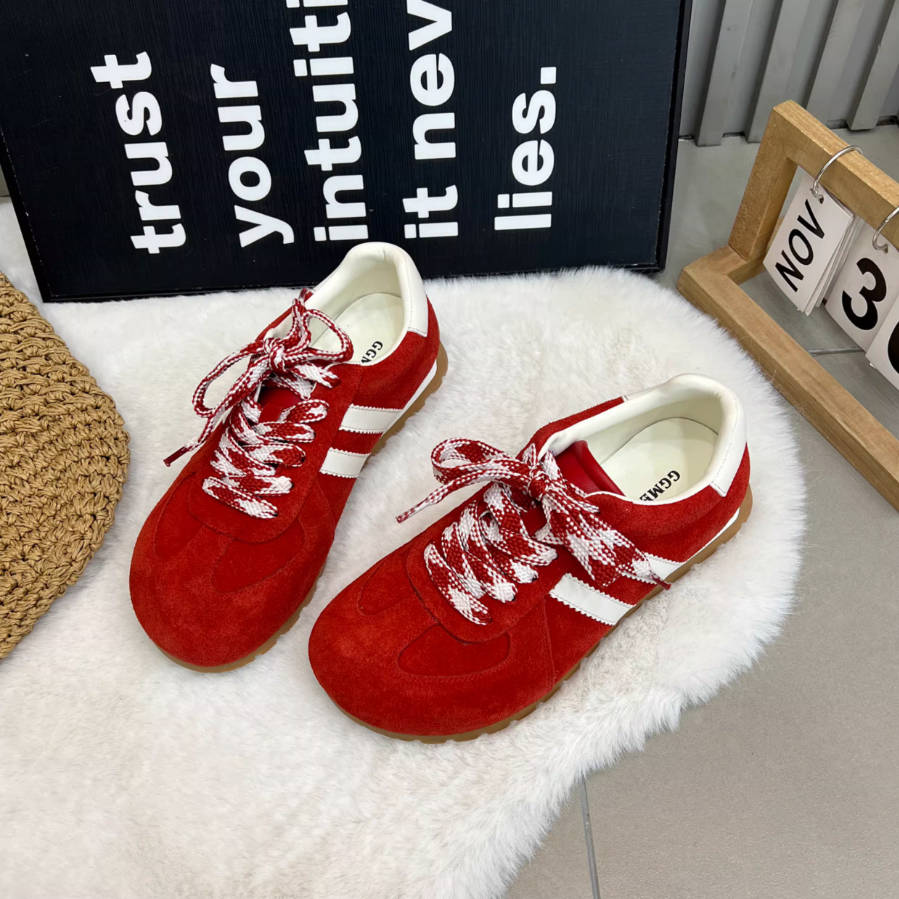 Leather Sueded Round Toe Patchwork Soft Sole Casual Sneakers