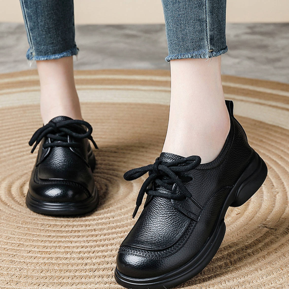 Genuine Leather Round Toe Thick Sole Lace-Up Casual Flat Shoes