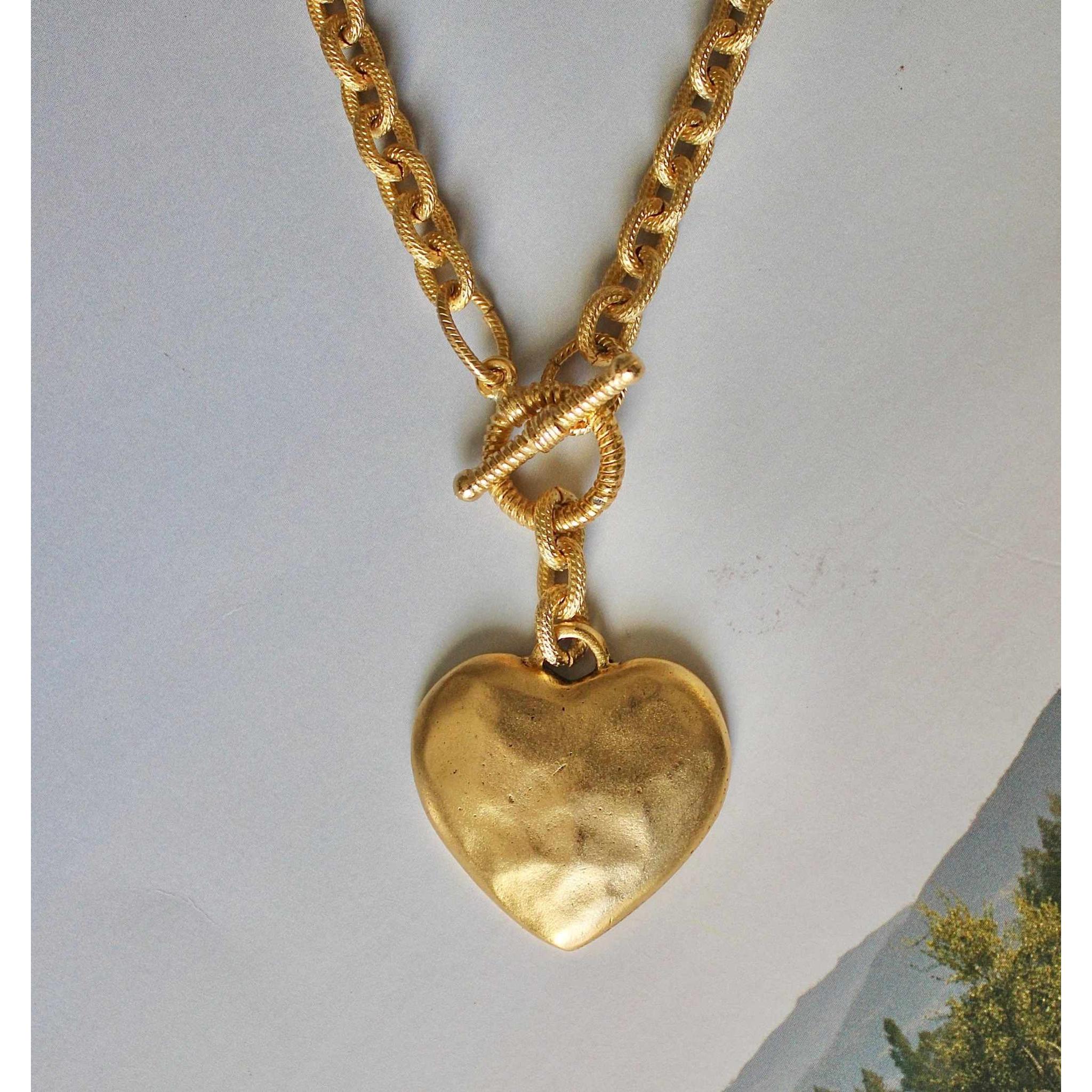 Gold Heart Toggle Necklace: Gold