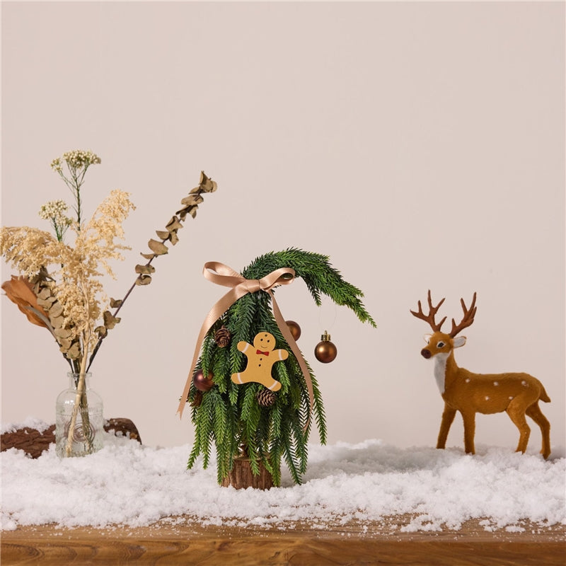 Nordic Leaning Christmas Tree
