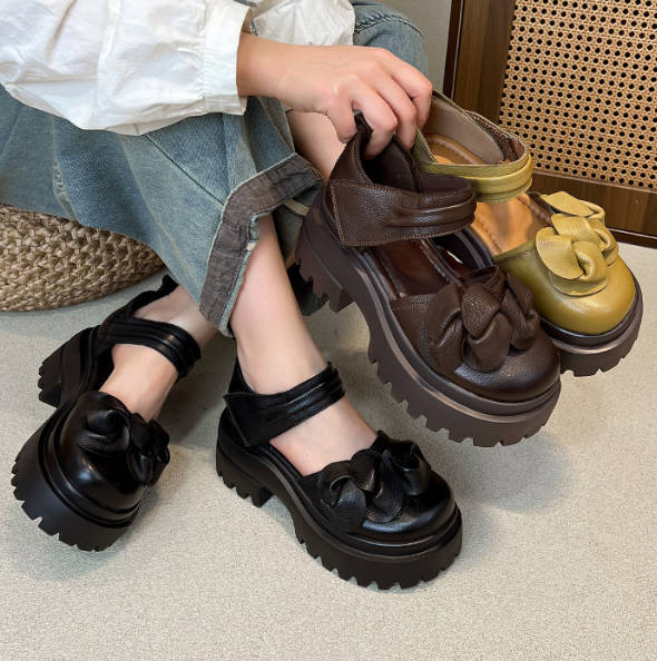 Women Leather Artistic Retro Platform Round Closed Toe Roman Sandals