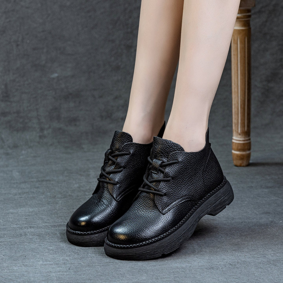 Babakud Retro Top Leather Round Toe Soft Sole Slip-On Flat Boots