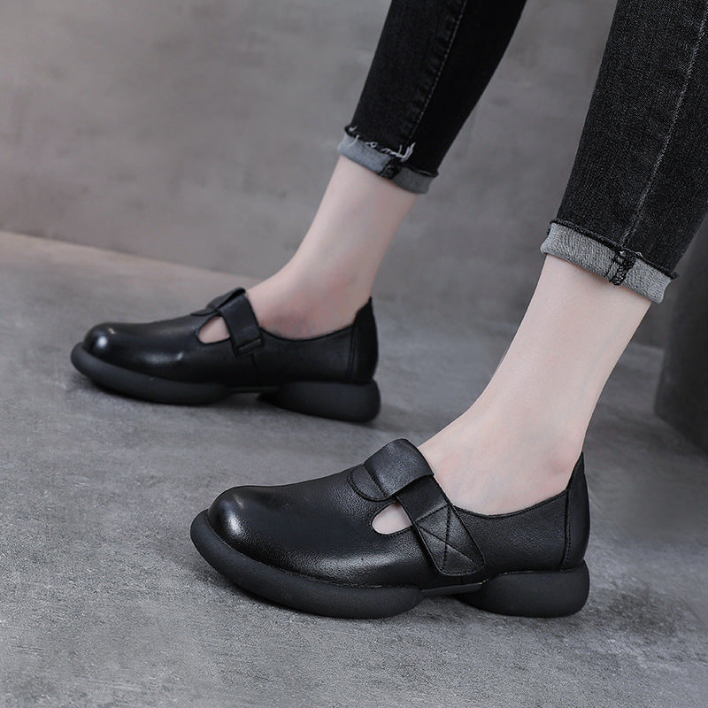 Women Spring Retro Classic Leather Soft Sole Straped Flats