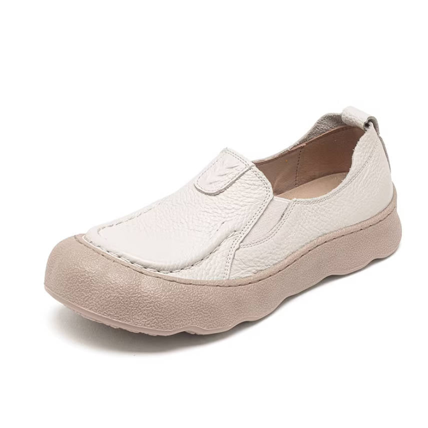 Women Leather Round Toe Soft Sole Casual Slip-On Flats