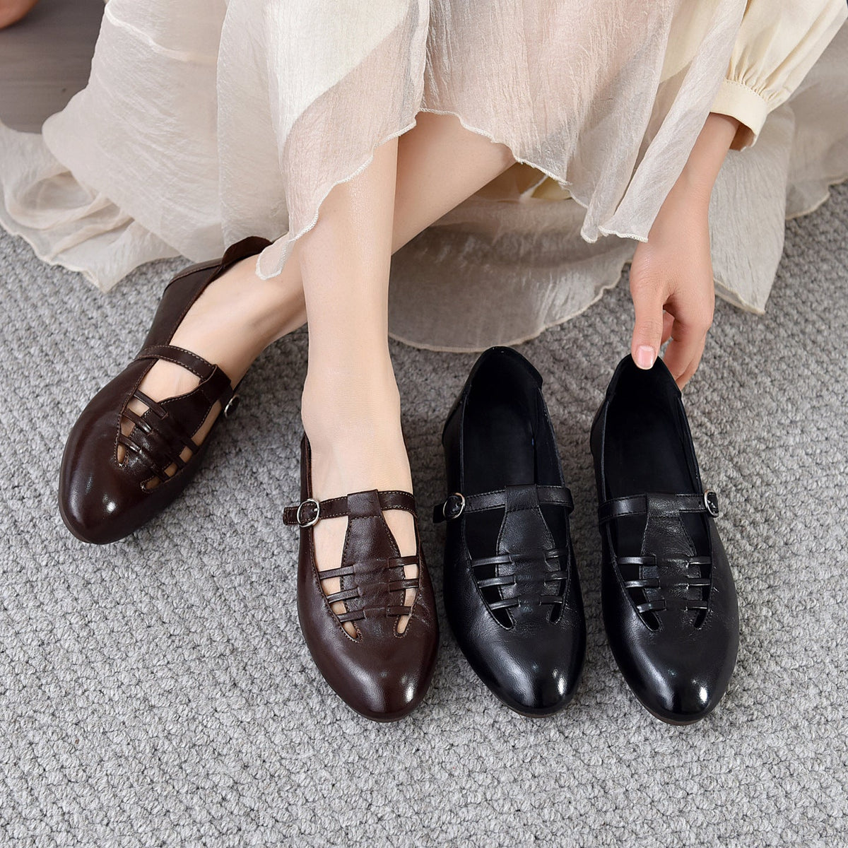 Vintage Leather Pointed Toe Cut Out Breathable Soft Flat Sole Shoes