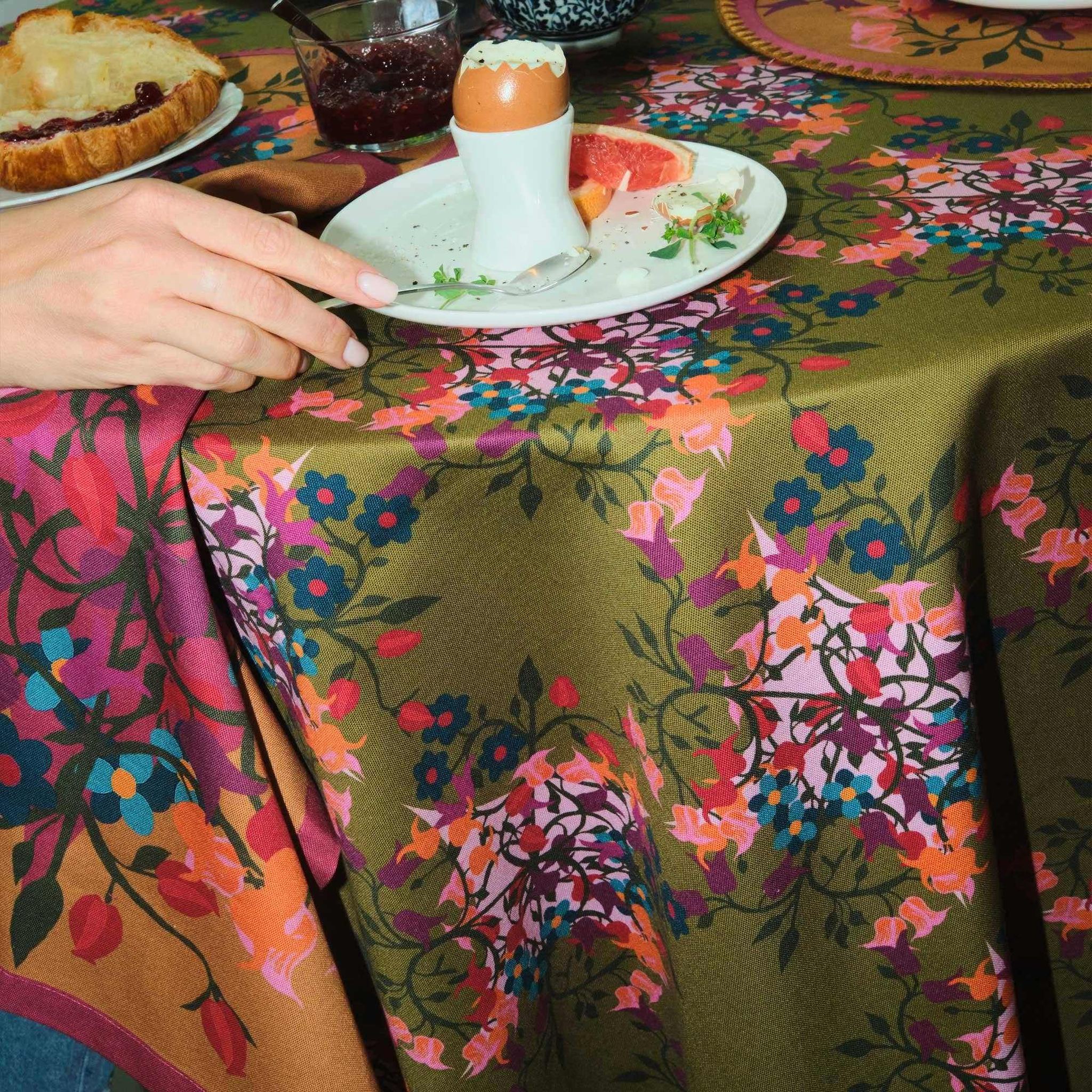 Tablecloth Blumen Green: Small