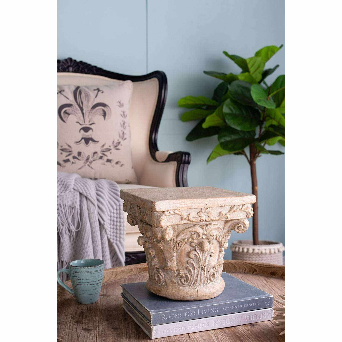 Indoor/Outdoor Pedestal