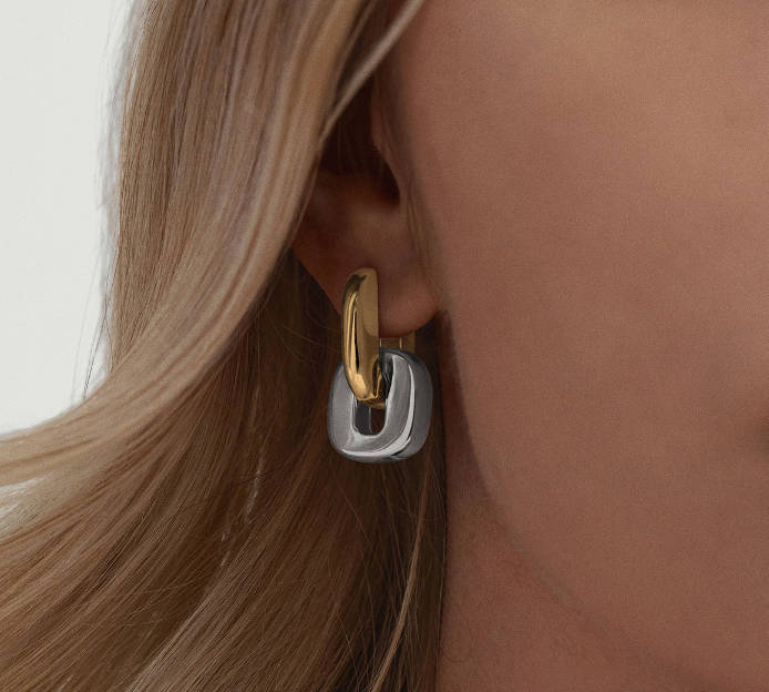 Retro Women Color-blocked Luxury Titanium Steel Elegant Earrings