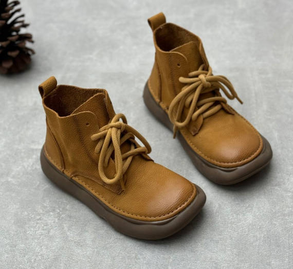 Women Vintage Artistic Style Wide Toe Lace-up Ankle Boots