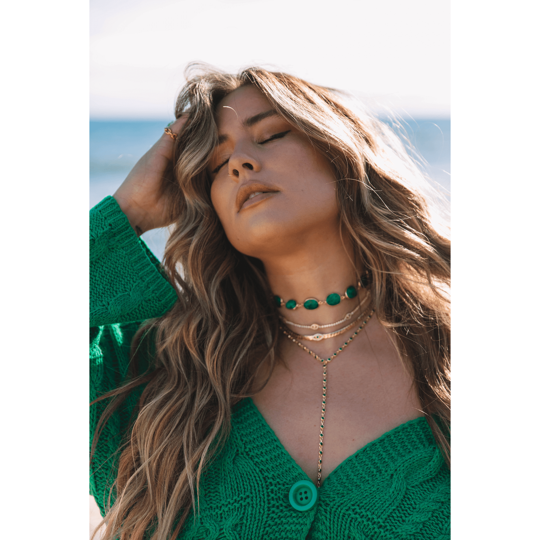 The Sparkling Eyes Choker