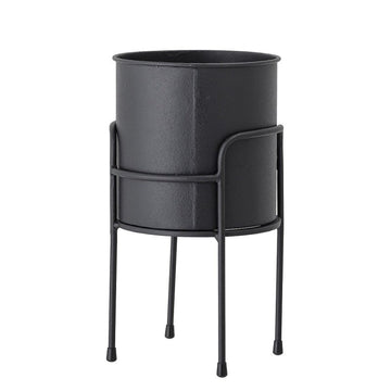 Black Metal Flowerpot