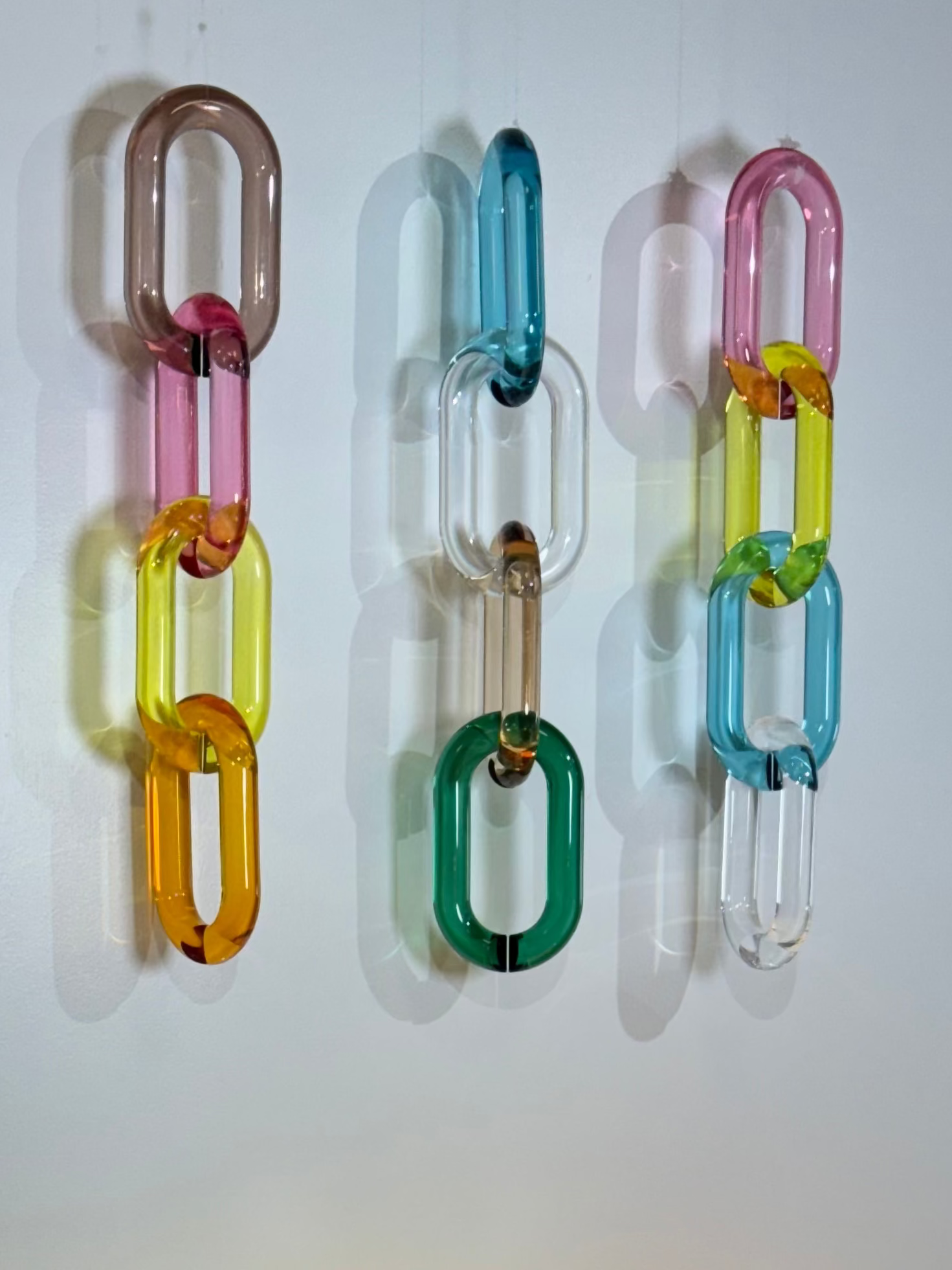 Sculptural Chain Link Decor ¡ª Hand-Tinted Resin, Modular Sold Individually