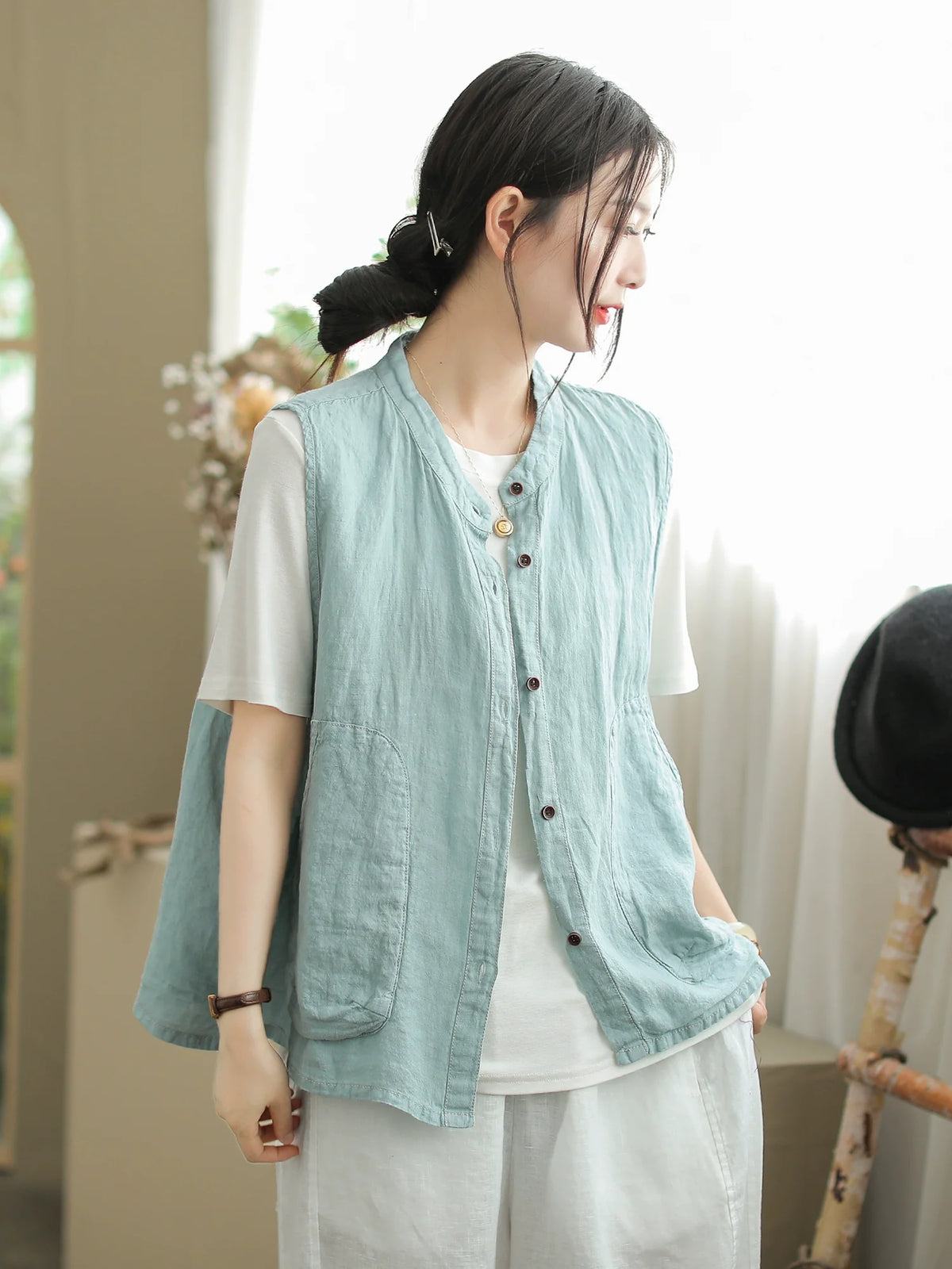 Babakud Summer Retro Linen Round Neck Single-Breasted Vest