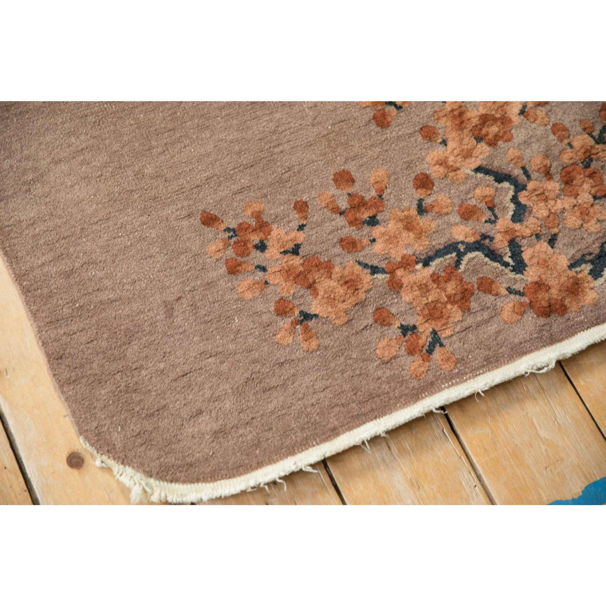 Vintage Dusty Mauve Art Deco Rug ¨C Collected Accent (2¡¯6¡± x 4¡¯3¡±)