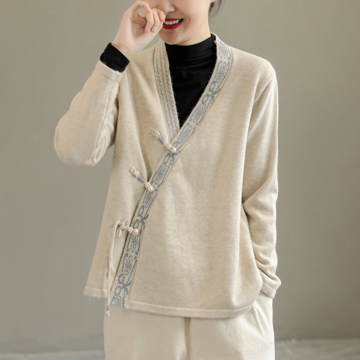 Women Retro Embroidered Knitted Asymmetric Front Coat