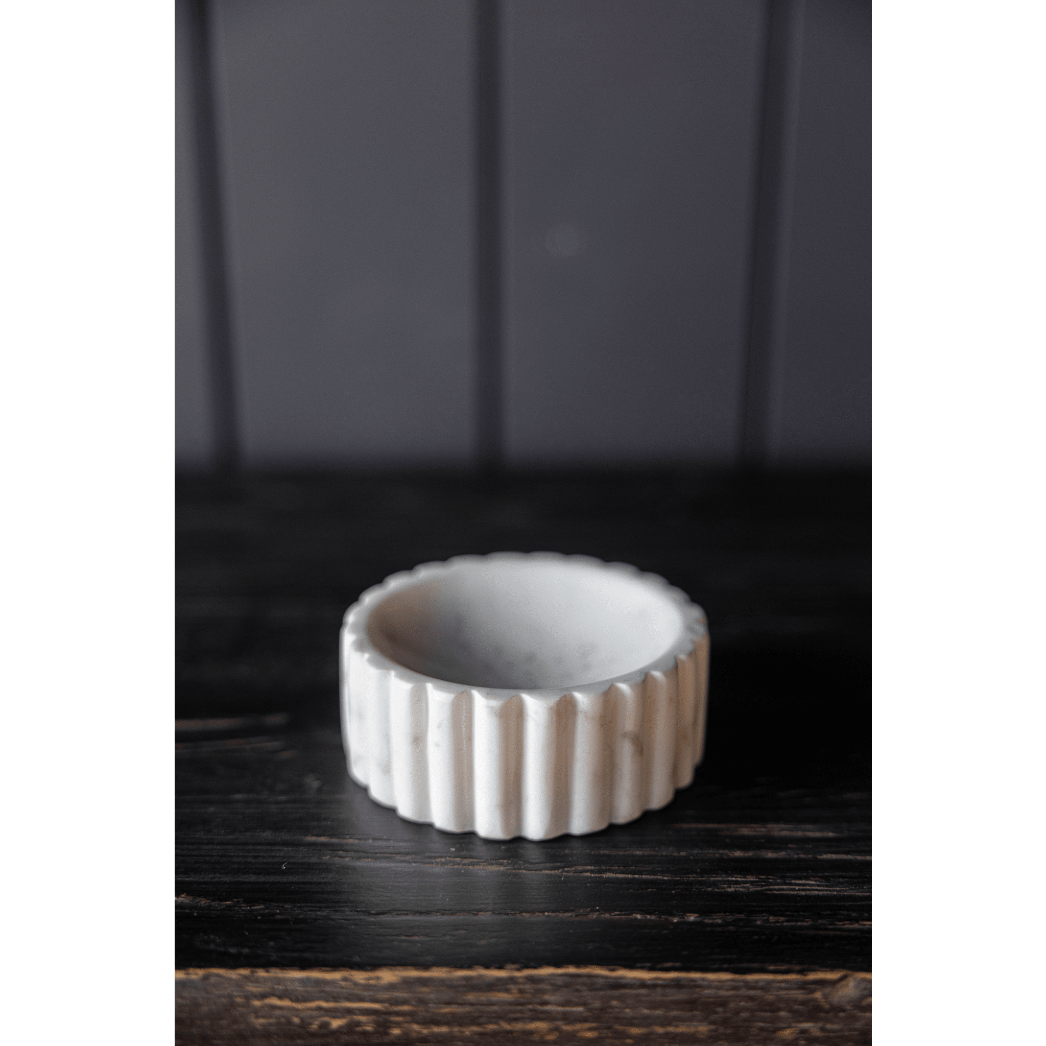 White Marble Fluted Soap Dish