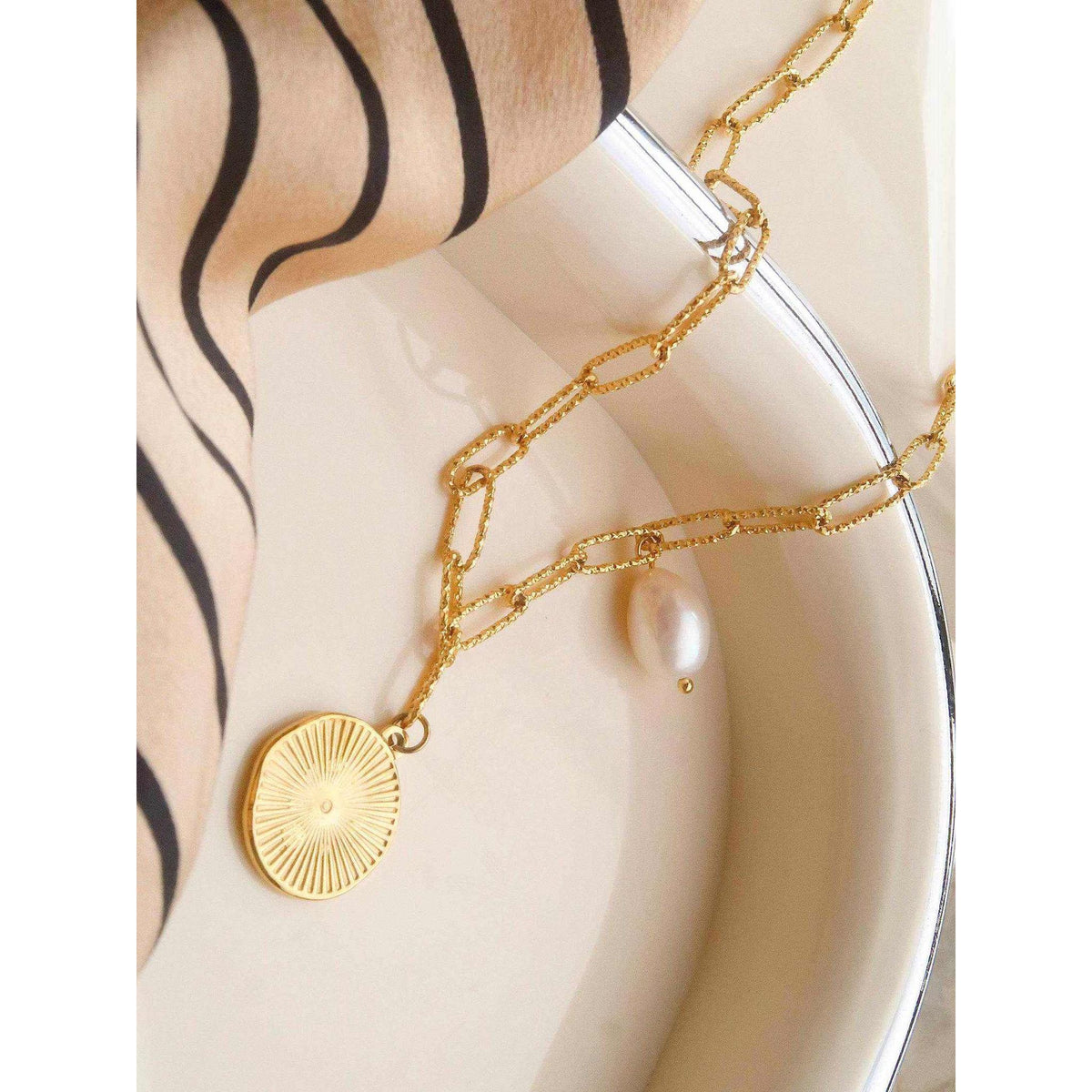 Isaline Gold 18K Gold Non-Tarnish Coin Chain Necklace