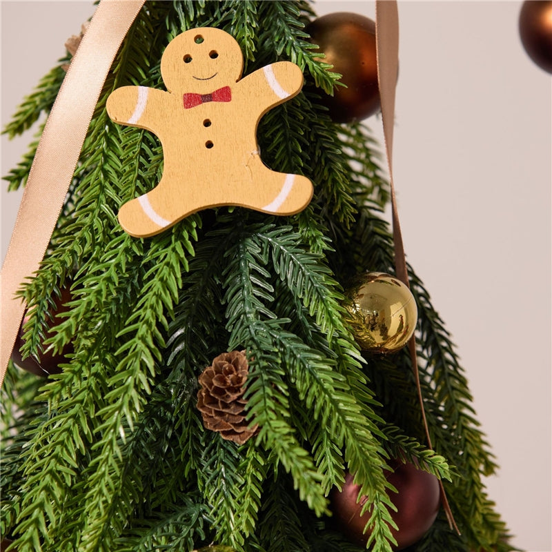 Nordic Leaning Christmas Tree