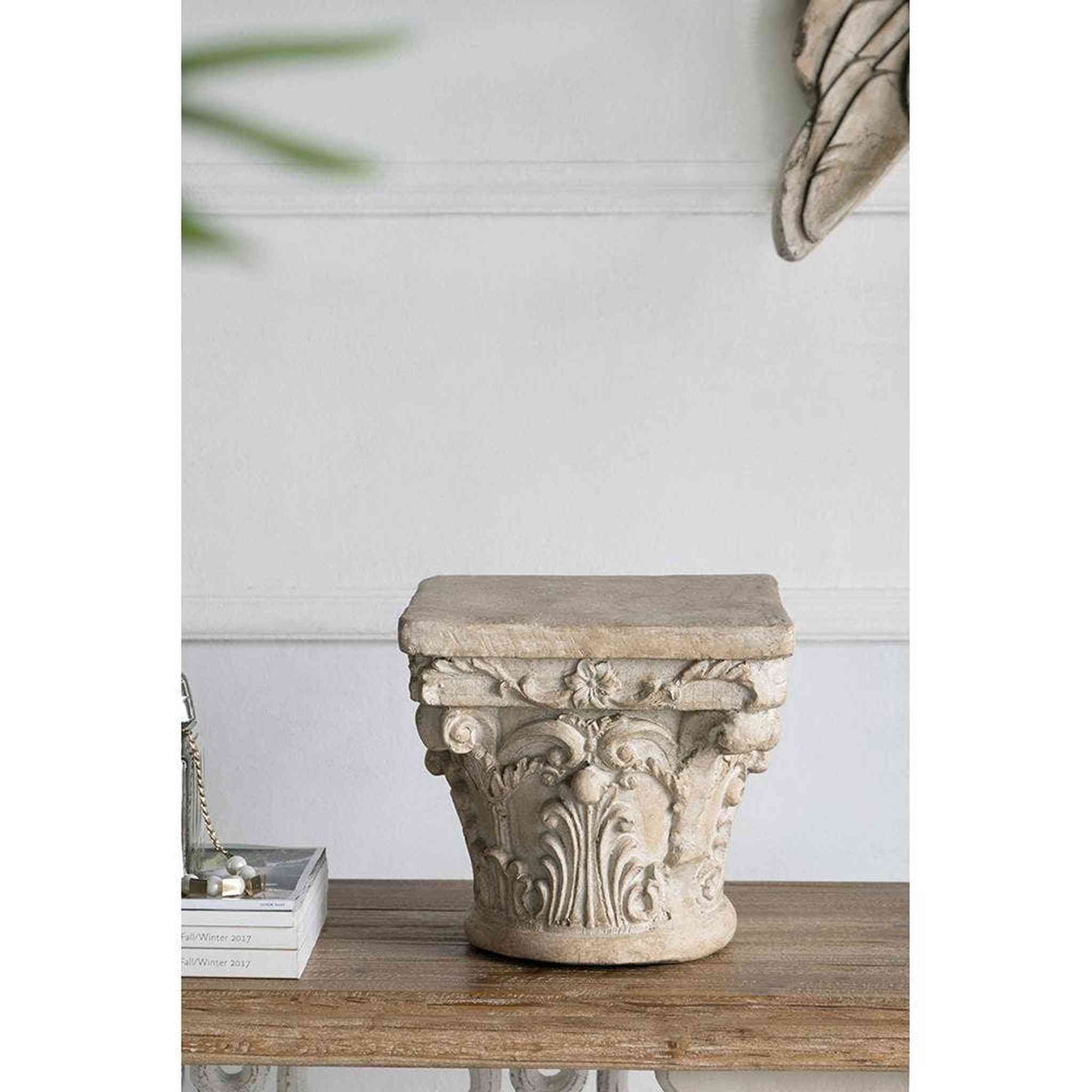 Indoor/Outdoor Pedestal