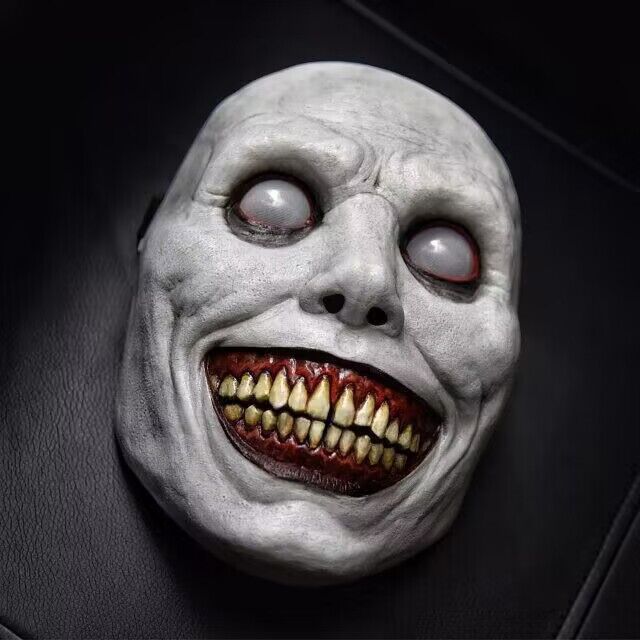 Latex Devil Smiling White Face Halloween Horror Cosplay Mask