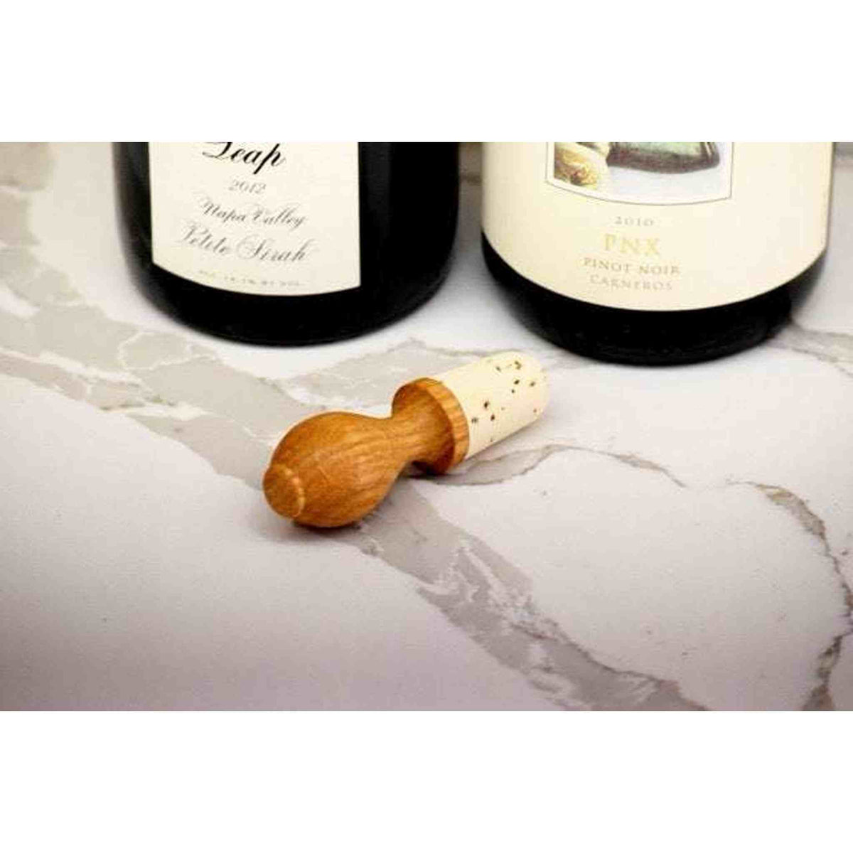 Wood Oak Fine Beverage Stopper