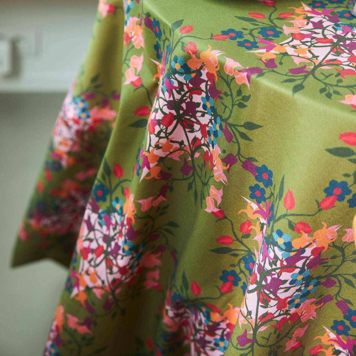 Tablecloth Blumen Green: Small