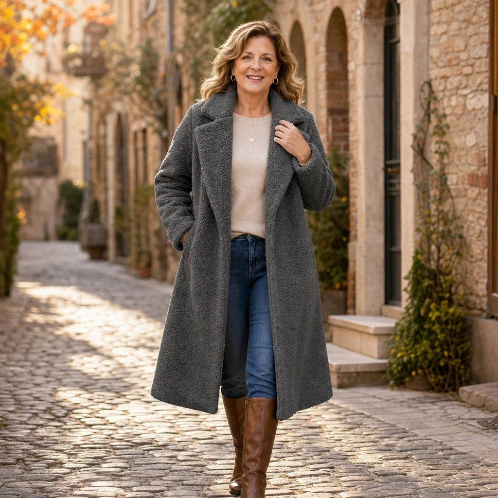Veloura – Long Teddy Coat